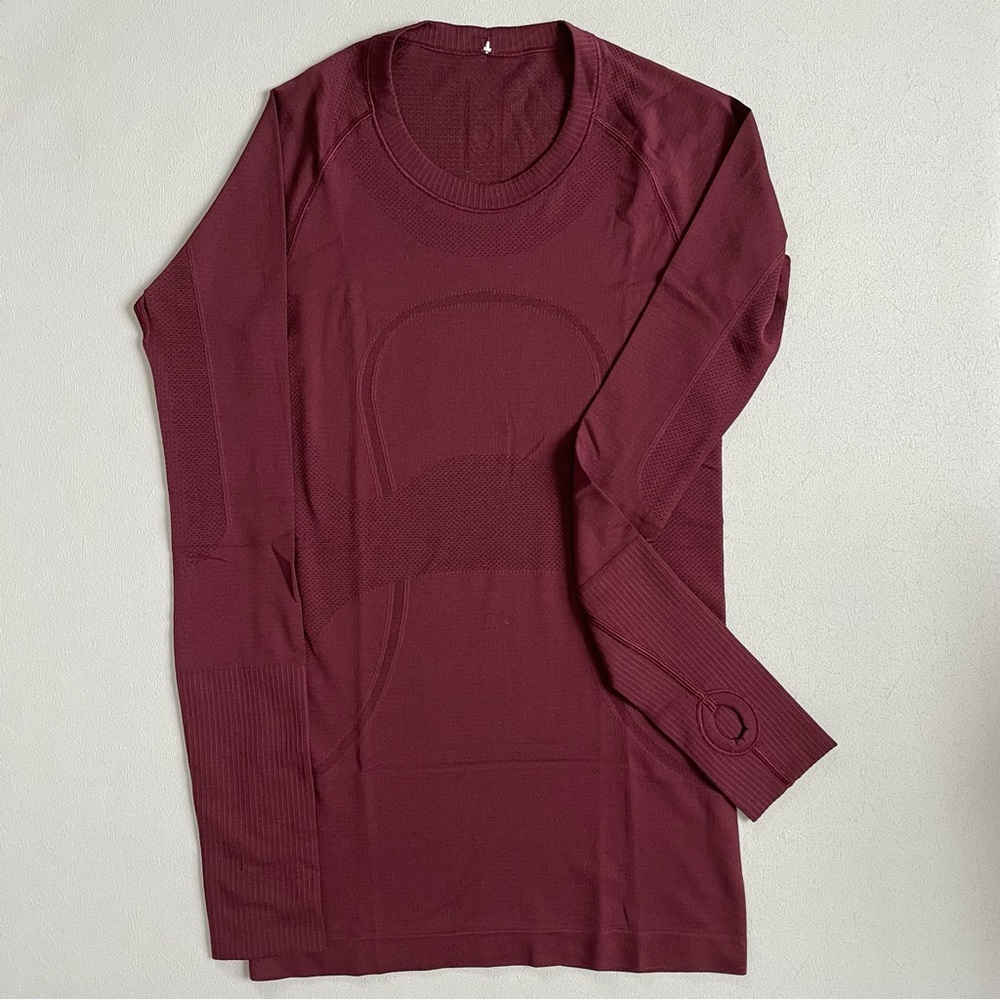 Lululemon Swiftly Tech Long Sleeve in Garnet